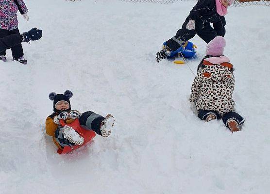 Grafika 3: 07.01.2026  Zimowe zabawy na śniegu!