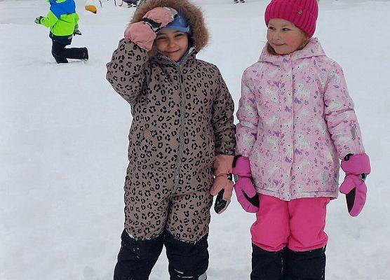 Grafika 15: 07.01.2026  Zimowe zabawy na śniegu!