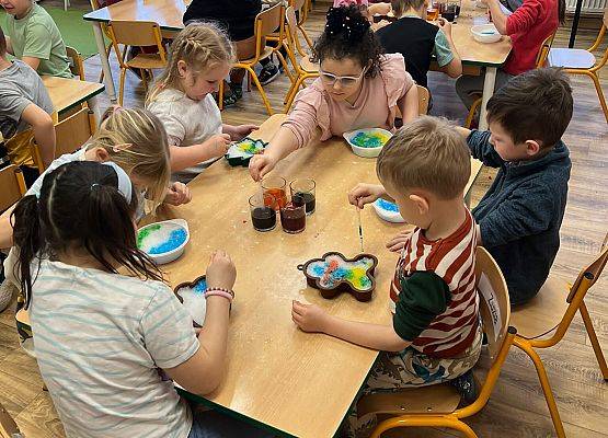 Grafika 26: 26.01.2026  Zimowe eksperymenty ze śniegiem w naszym przedszkolu!