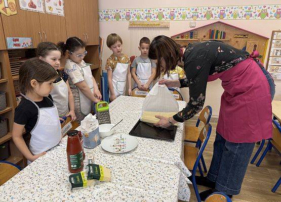 Grafika 3: 09.02.2026 Dzień Pizzy!