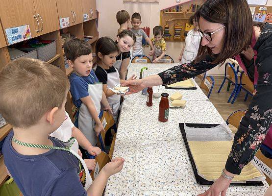 Grafika 9: 09.02.2026 Dzień Pizzy!