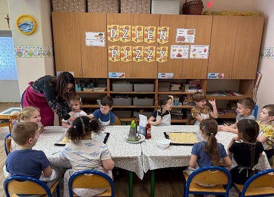 Grafika 26: 09.02.2026 Dzień Pizzy!