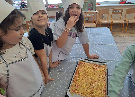 Grafika 41: 09.02.2026 Dzień Pizzy!