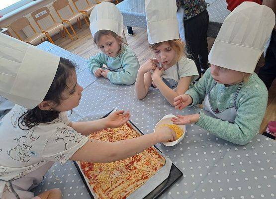 Grafika 42: 09.02.2026 Dzień Pizzy!