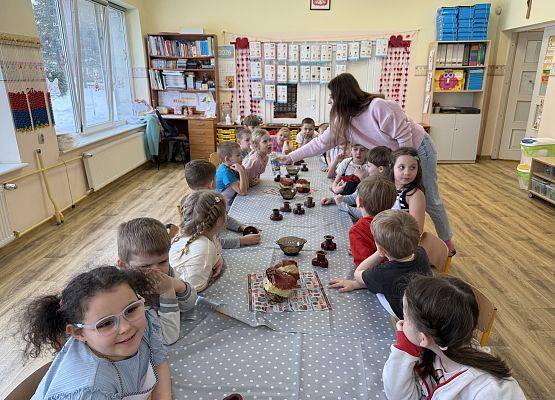Grafika 42: 12.02.2026 Tłusty czwartek w naszym przedszkolu!