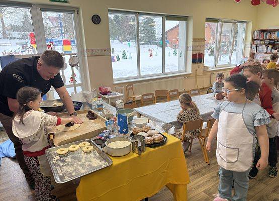 Grafika 51: 12.02.2026 Tłusty czwartek w naszym przedszkolu!