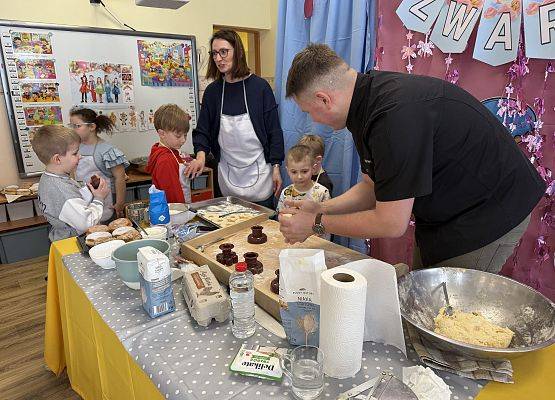 Grafika 53: 12.02.2026 Tłusty czwartek w naszym przedszkolu!