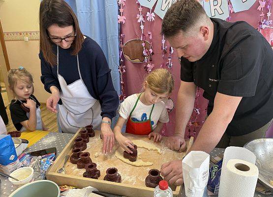 Grafika 57: 12.02.2026 Tłusty czwartek w naszym przedszkolu!