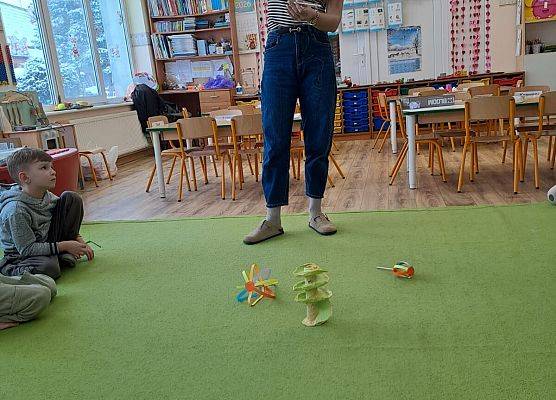 Grafika 11: Zajęcia edukacyjne- Mali Wielcy Odkrywcy" - Gr. III