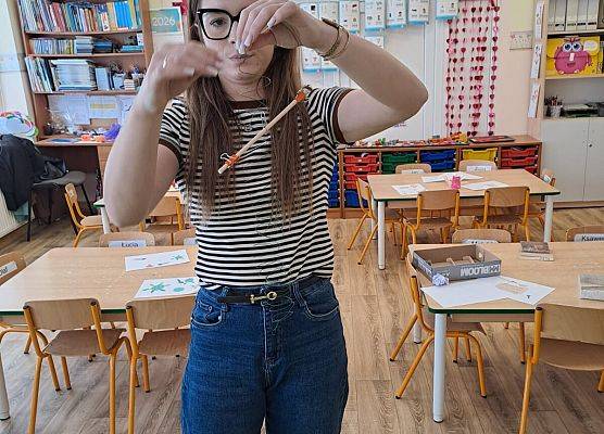 Grafika 15: Zajęcia edukacyjne- Mali Wielcy Odkrywcy" - Gr. III