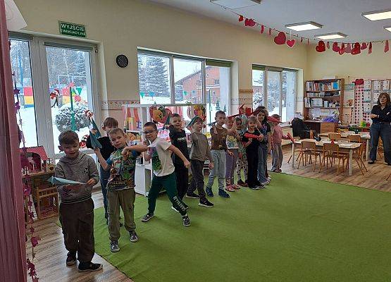 Grafika 20: Zajęcia edukacyjne- Mali Wielcy Odkrywcy" - Gr. III