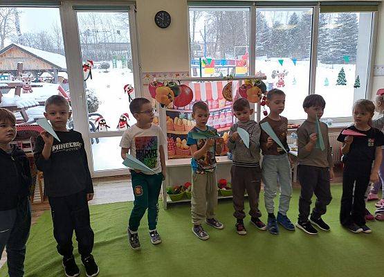 Grafika 24: Zajęcia edukacyjne- Mali Wielcy Odkrywcy" - Gr. III