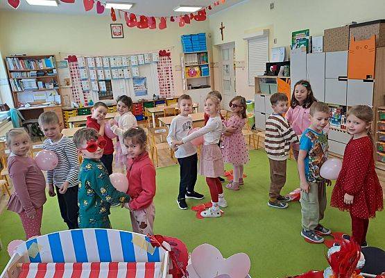 Grafika 12: 13.02.2026 Walentynki gr III