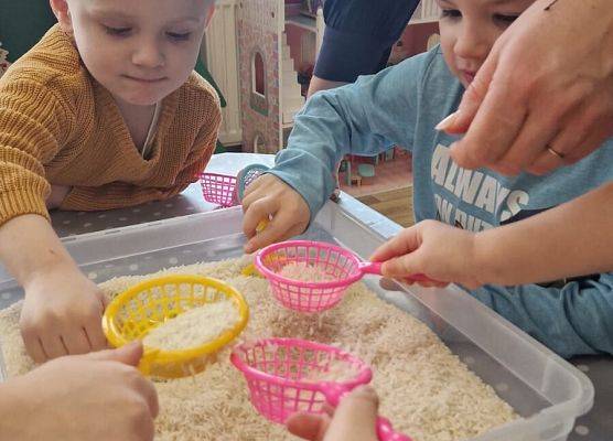 Grafika 3: 17.02.2026 Zimowe zabawy w grupie I