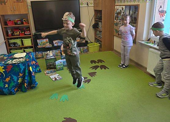 Grafika 21: 26.02.2026 Dzień Dinozaura gr II