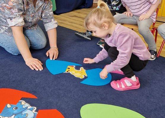 Grafika 4: 26.02.2026 Dzień Dinozaura gr I