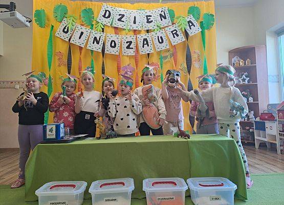 Dzień Dinozaura! grafika