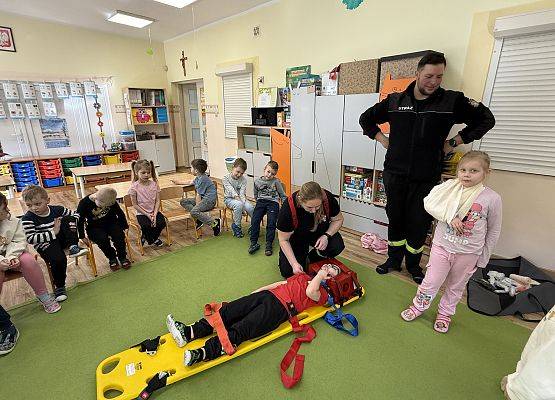 Grafika 29: 05.03.2026 Pierwsza pomoc - ważna lekcja dla naszych przedszkolaków!