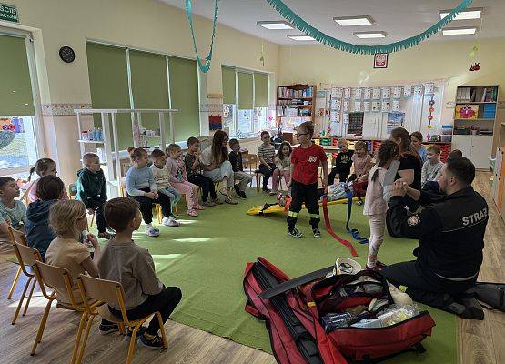 Grafika 33: 05.03.2026 Pierwsza pomoc - ważna lekcja dla naszych przedszkolaków!