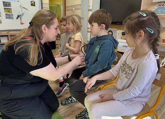 Grafika 43: 05.03.2026 Pierwsza pomoc - ważna lekcja dla naszych przedszkolaków!