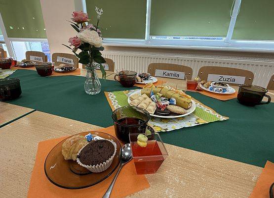 Grafika 10: 06.03.2026 Dzień Kobiet