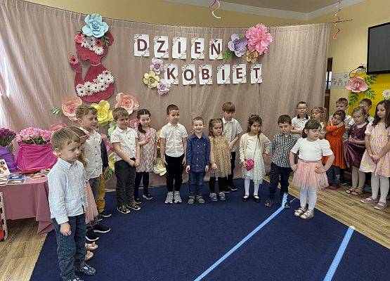 Grafika 34: 06.03.2026 Dzień Kobiet