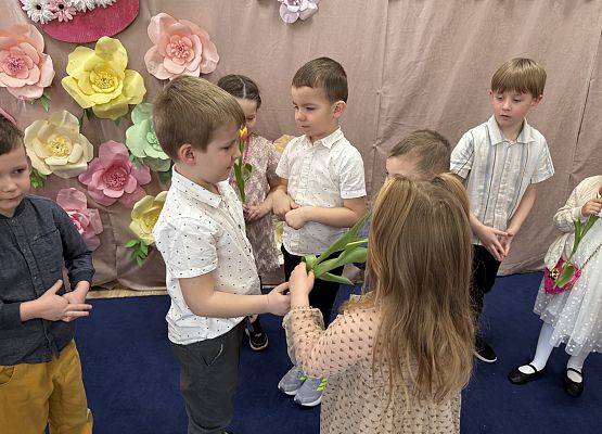 Grafika 38: 06.03.2026 Dzień Kobiet