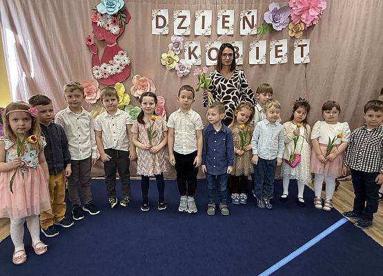 Grafika 37: 06.03.2026 Dzień Kobiet