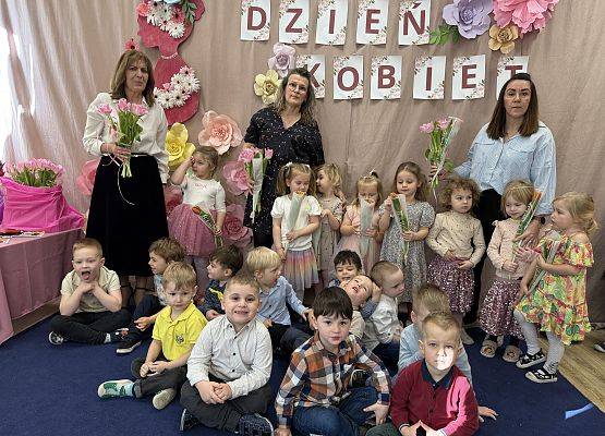 Grafika 46: 06.03.2026 Dzień Kobiet