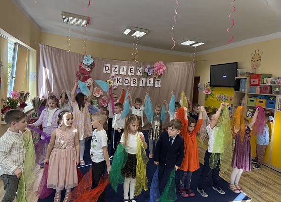 Grafika 51: 06.03.2026 Dzień Kobiet