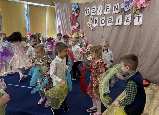 Grafika 53: 06.03.2026 Dzień Kobiet