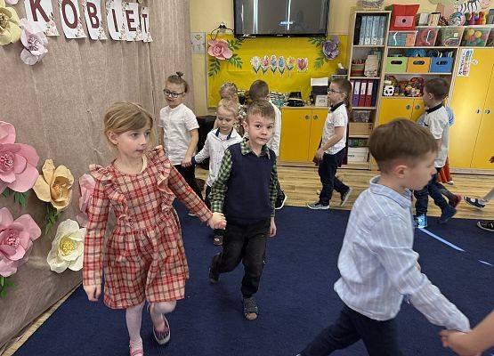 Grafika 63: 06.03.2026 Dzień Kobiet