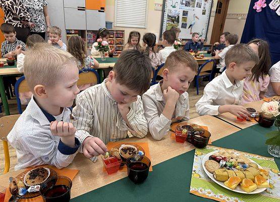 Grafika 95: 06.03.2026 Dzień Kobiet