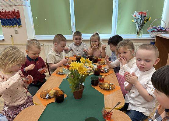 Grafika 106: 06.03.2026 Dzień Kobiet