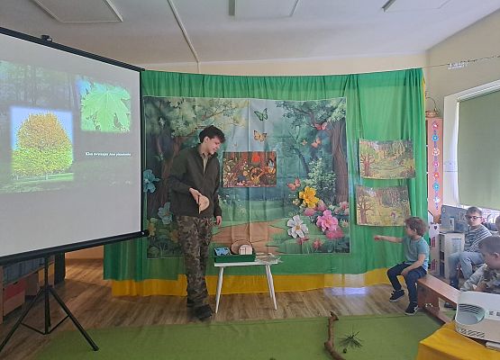 Grafika 14: 09.04.2026 Zajęcia edukacyjne - "Poznajemy las i pracę leśnika"