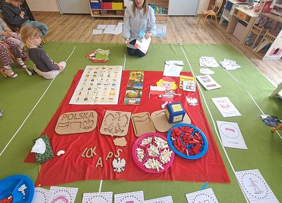 Grafika 19: 30.04.2026 Zajęcia z edukacji patriotycznej - Narodowe Święta Majowe