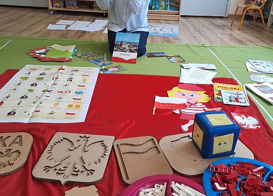 Grafika 26: 30.04.2026 Zajęcia z edukacji patriotycznej - Narodowe Święta Majowe