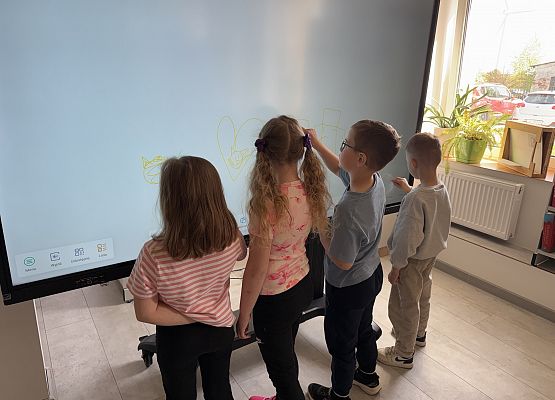 Grafika 47: 11.05.2026 Z wizytą w Bibliotece Publicznej w Wicku - gr III