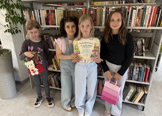 Grafika 50: 11.05.2026 Z wizytą w Bibliotece Publicznej w Wicku - gr III