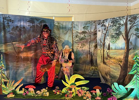 Grafika 23: 14.05.2026 Przedstawienie teatralne pt."W krainie bajek"