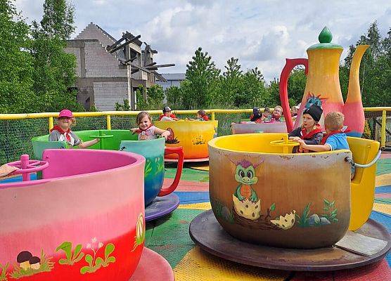 Grafika 52: 21.05.2026 Wycieczka Gr III - Park Rozrywki Czarogrody w Celbowie