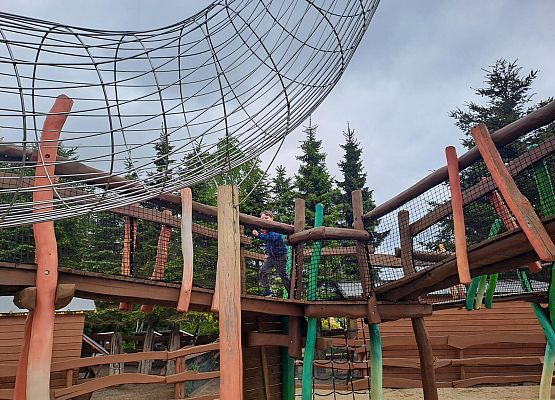 Grafika 95: 21.05.2026 Wycieczka Gr III - Park Rozrywki Czarogrody w Celbowie