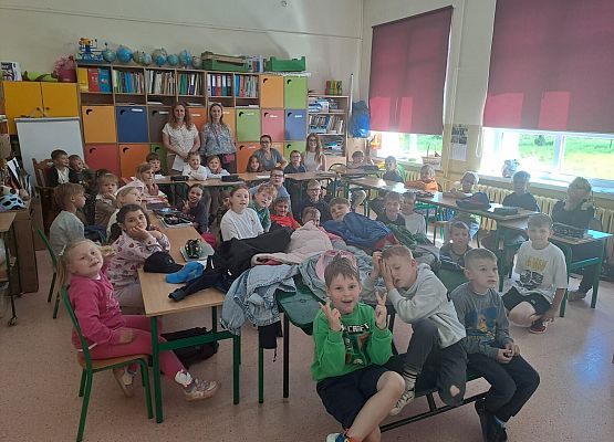 Grafika 13: Starszaki z wizytą w Szkole Podstawowej w Wicku