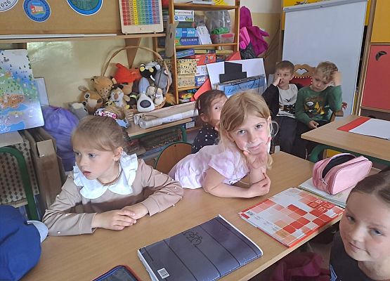 Grafika 18: Starszaki z wizytą w Szkole Podstawowej w Wicku