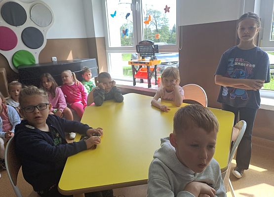 Grafika 28: Starszaki z wizytą w Szkole Podstawowej w Wicku