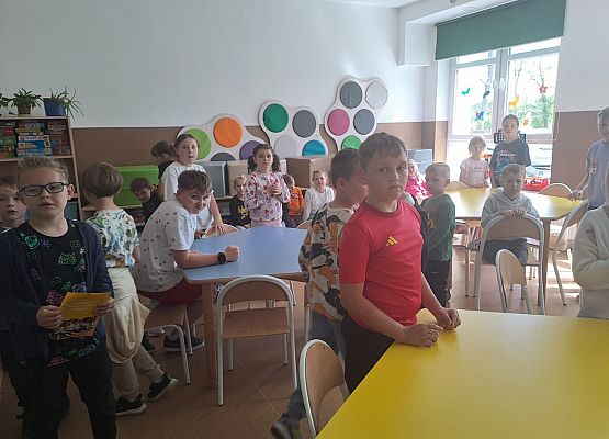 Grafika 31: Starszaki z wizytą w Szkole Podstawowej w Wicku