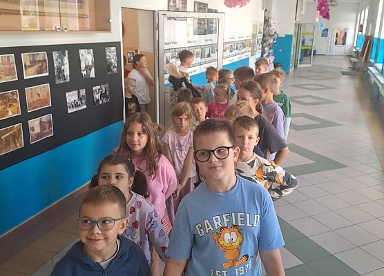 Grafika 38: Starszaki z wizytą w Szkole Podstawowej w Wicku
