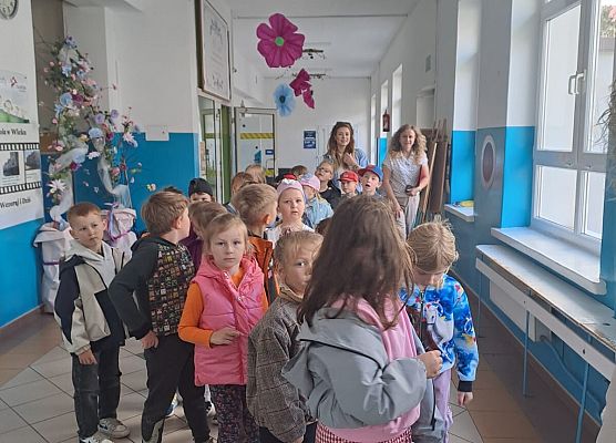 Grafika 55: Starszaki z wizytą w Szkole Podstawowej w Wicku