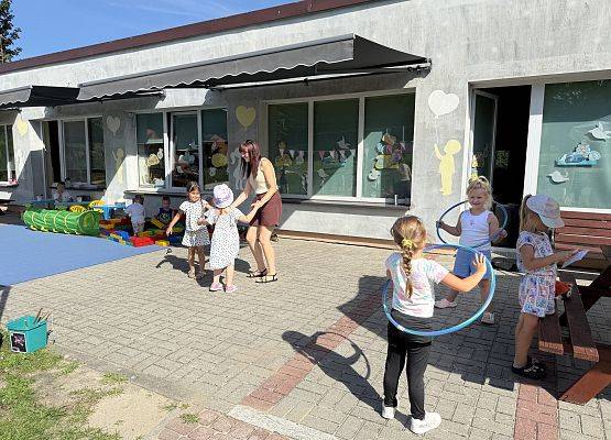 Grafika 23: 30.07.2026 Letnia zabawa na zakończenie zajęć wakacyjnych!