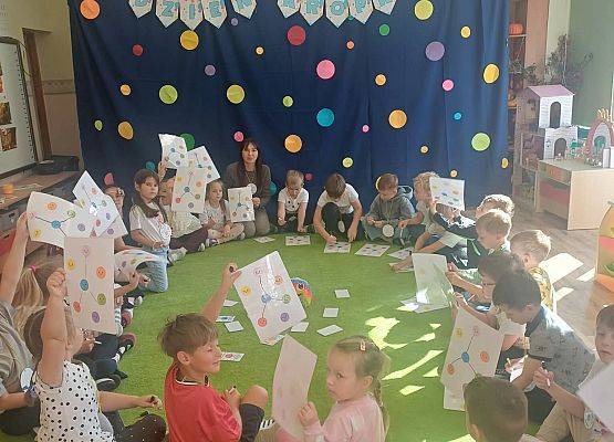 Grafika 5: 15.09.2026 Międzynarodowy Dzień Kropki w Grupie II